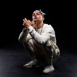 Лёша стелит